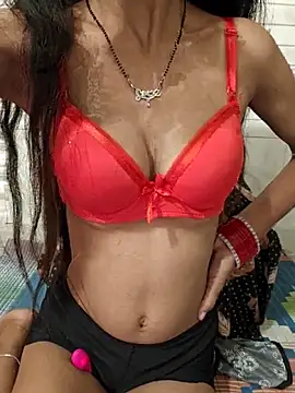 Snapshot of slim_figure08 chatting on 03-20-26, 06:09 slim figure08 online show from 03-20-26, 06:09