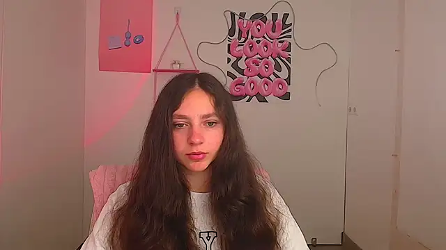 KissMeJulia online show from 05-09-26, 05:11