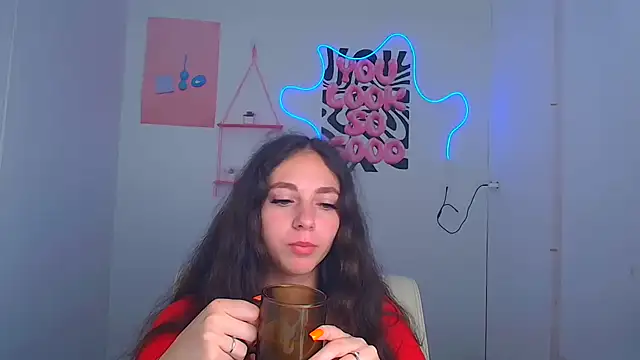 KissMeJulia online show from 07-11-26, 05:52