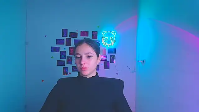 KissMeJulia online show from 04-07-26, 11:34