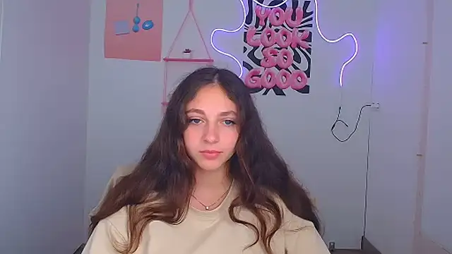 KissMeJulia online show from 07-28-26, 05:48
