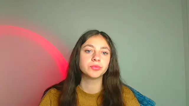 KissMeJulia online show from 04-24-26, 05:42
