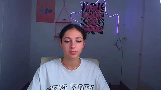 KissMeJulia online show from 07-01-26, 05:30