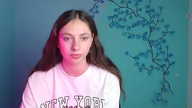 KissMeJulia online show from 05-08-26, 11:14
