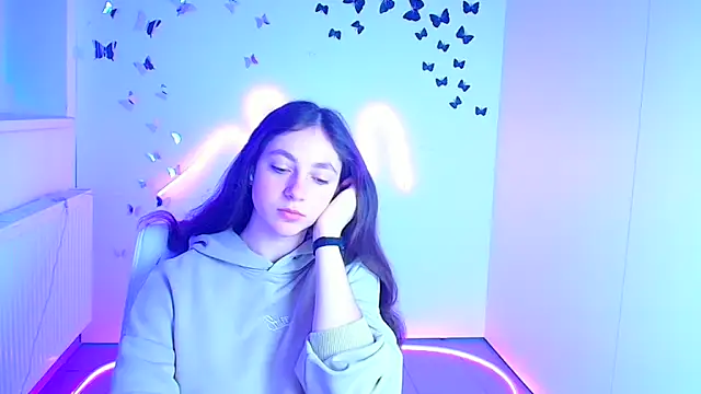 KissMeJulia online show from 03-16-26, 06:28