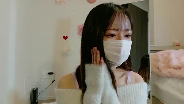 Snapshot of maichan_v chatting on 03-02-26, 01:40 maichan v online show from 03-02-26, 01:40