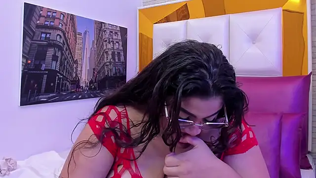 Snapshot of _Rachel- chatting on 02-25-26, 07:25 Rachel- online show from 02-25-26, 07:25