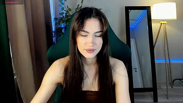 Snapshot of Adele_Lanea chatting on 05-04-26, 12:58 Adele Lanea online show from 05-04-26, 12:58