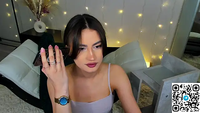 Snapshot of Adele_Lanea chatting on 04-20-26, 12:35 Adele Lanea online show from 04-20-26, 12:35