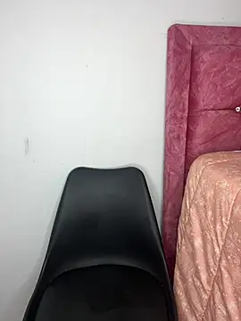 Sofia-squir online show from 04-04-26, 12:01