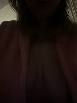 Frenchgirl45 online show from 03-29-26, 12:12