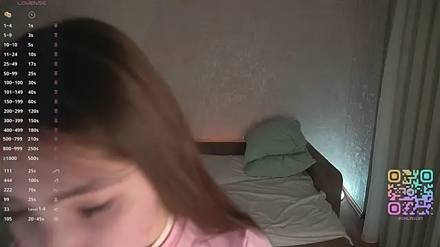 Snapshot of _smile_in_glow_ chatting on 02-22-26, 05:58 smile in glow online show from 02-22-26, 05:58