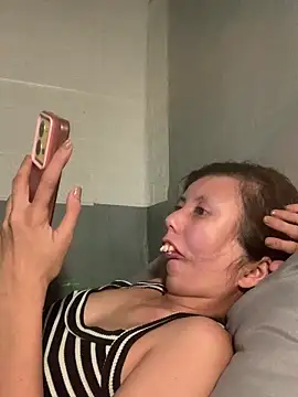 lady moon09 online show from 04-16-26, 02:40