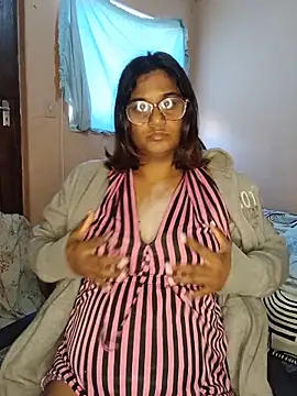 indianstrawberrylips4u online show from 06-01-26, 06:46