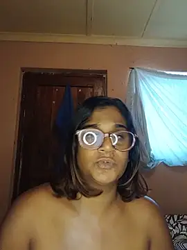 indianstrawberrylips4u online show from 06-03-26, 06:03
