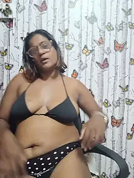 indianstrawberrylips4u online show from 05-14-26, 03:53