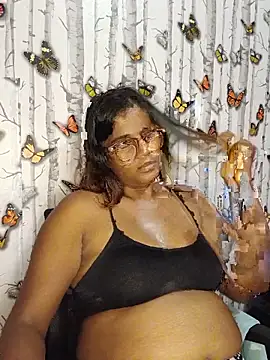 indianstrawberrylips4u online show from 06-12-26, 05:43