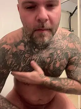 Snapshot of cruising-land chatting on 02-25-26, 10:26 cruising-land online show from 02-25-26, 10:26