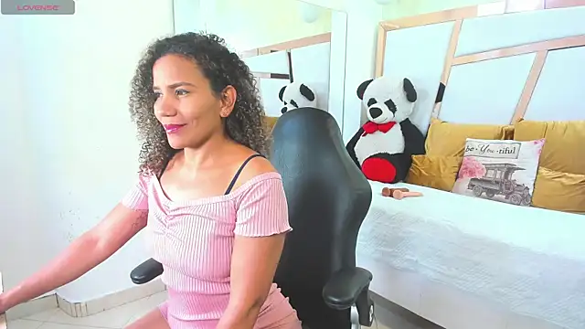 gabby foox online show from 05-06-26, 04:38