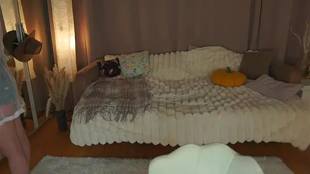 SherryBoone online show from 04-15-26, 06:12