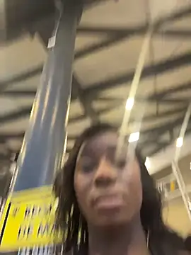 ZarahFerreira online show from 04-06-26, 11:17