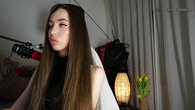 supreme dominatrix online show from 04-23-26, 08:54