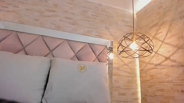 bella novoa online show from 03-18-26, 03:31