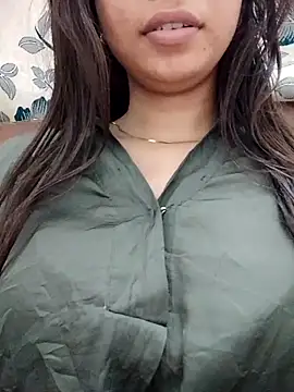 cute girl 29 online show from 06-20-26, 11:59