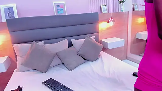 ivonne duval online show from 04-04-26, 01:28