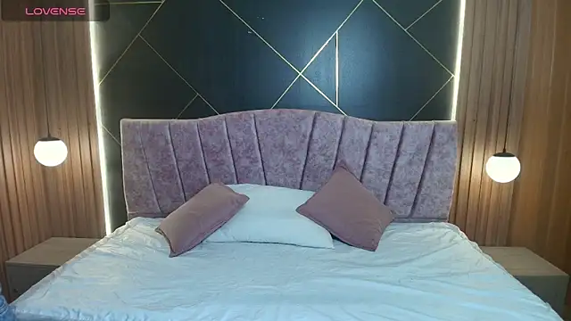 MoriahStorm online show from 03-27-26, 12:06