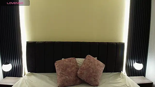 MoriahStorm online show from 04-14-26, 12:10