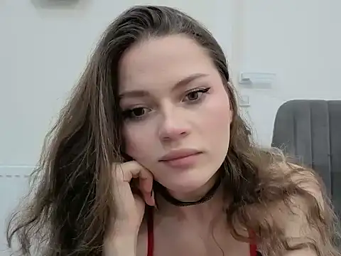 Avelinehowo uwu online show from 04-07-26, 04:53