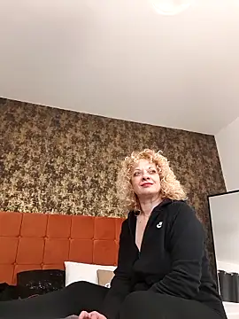 LaireeFelini online show from 03-01-26, 07:25