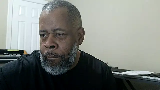 Cleozevo1961 online show from 03-16-26, 06:21