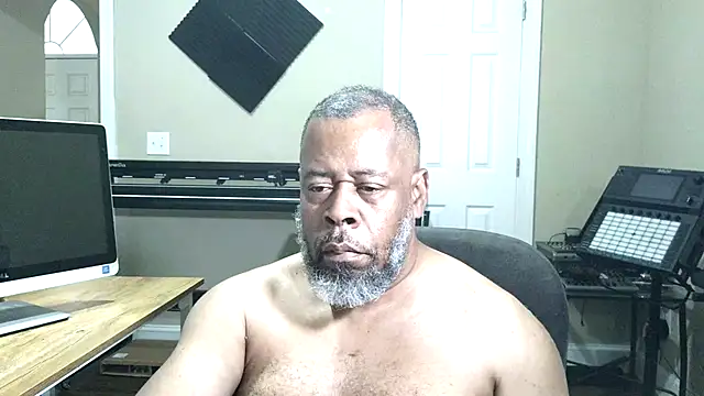Cleozevo1961 online show from 05-23-26, 12:59