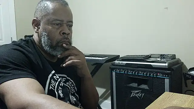 Cleozevo1961 online show from 03-20-26, 02:56