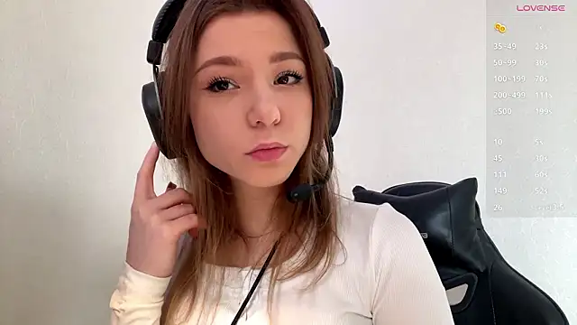 aera elese online show from 02-19-26, 08:44