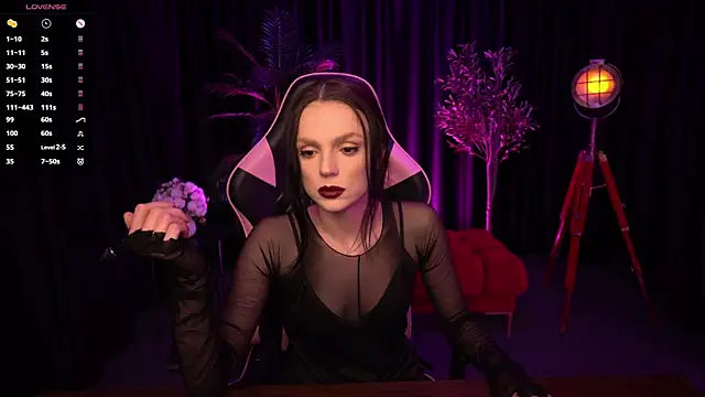 Wild Alice me online show from 05-15-26, 03:43