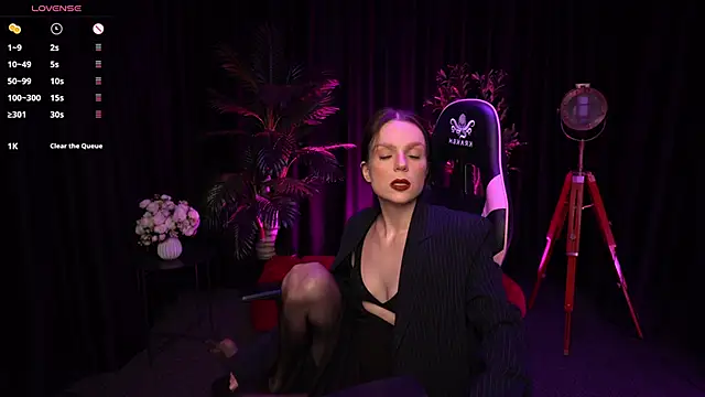 Wild Alice me online show from 04-09-26, 03:18