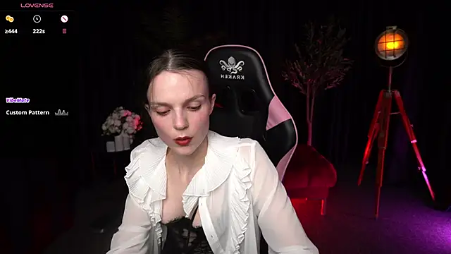 Wild Alice me online show from 03-04-26, 04:04