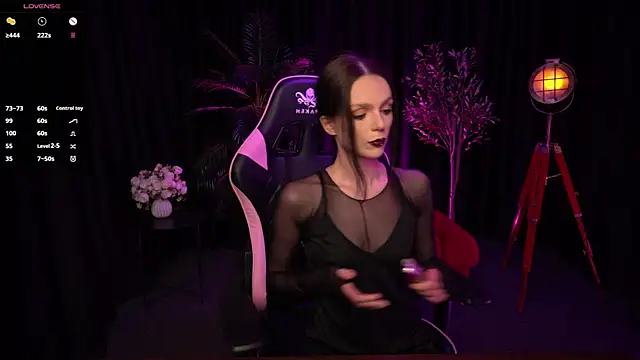 Wild Alice me online show from 05-09-26, 03:26