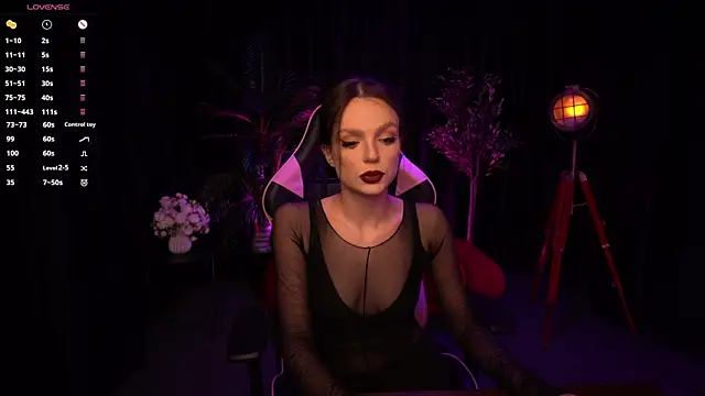 Snapshot of Wild_Alice_me chatting on 06-04-26, 03:38 Wild Alice me online show from 06-04-26, 03:38