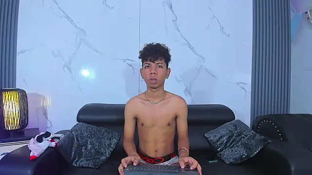 Spicy guys online show from 05-18-26, 01:27