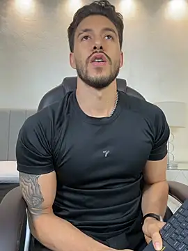 Snapshot of evans_campbell1 chatting on 02-23-26, 11:27 evans campbell1 online show from 02-23-26, 11:27