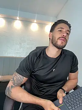 Snapshot of evans_campbell1 chatting on 02-28-26, 11:37 evans campbell1 online show from 02-28-26, 11:37