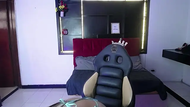 Sweett liia  online show from 04-07-26, 07:48