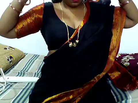 Snapshot of Angel_honeybear_143 chatting on 06-04-26, 09:14 Angel honeybear 143 online show from 06-04-26, 09:14
