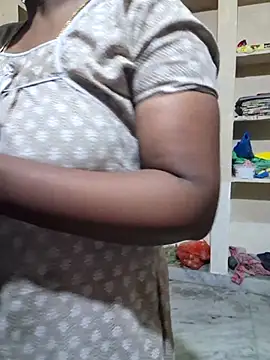 Snapshot of Angel_honeybear_143 chatting on 07-19-26, 03:09 Angel honeybear 143 online show from 07-19-26, 03:09