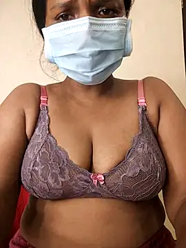 Snapshot of Angel_honeybear_143 chatting on 07-10-26, 06:13 Angel honeybear 143 online show from 07-10-26, 06:13