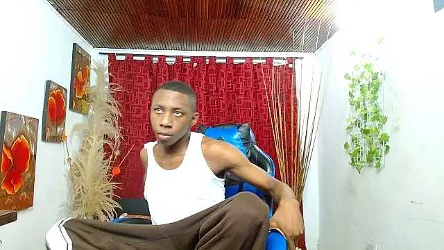 milo018 online show from 03-05-26, 08:38